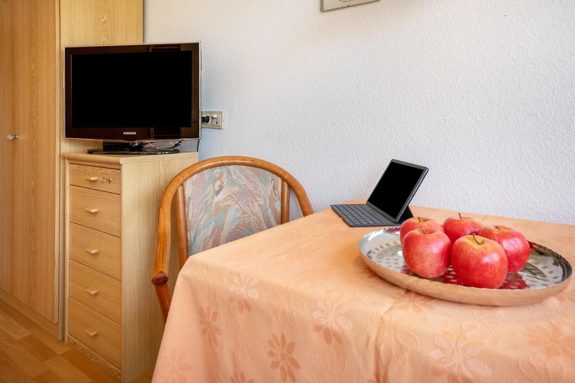Ferienwohnung Adrion Bad Herrenalb Exteriör bild
